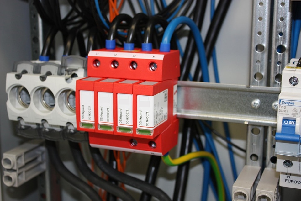 U berspannungsschutz bei Ciobirdan Elektrotechnik & Montage in Stuttgart